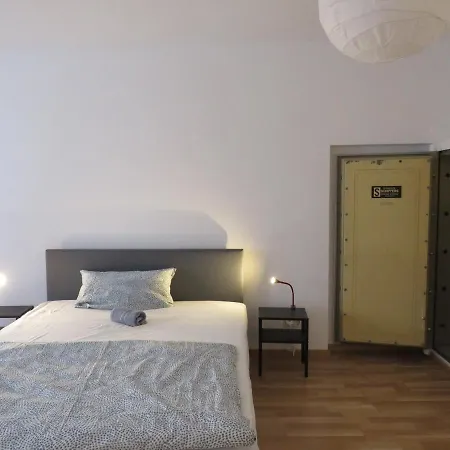 L8 Street - Mollstrasse 28 아파트 *