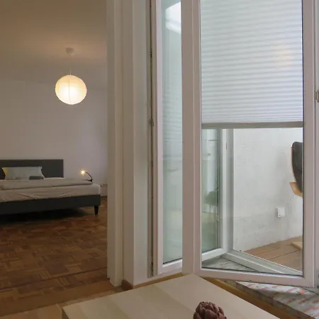 Apartment L8 Street - Mollstraße 28
