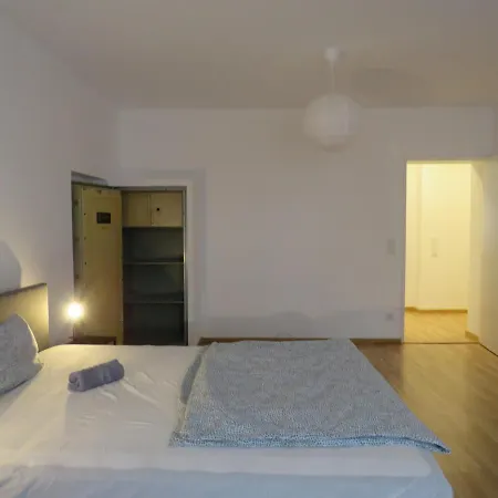 L8 Street - Mollstraße 28 Apartment